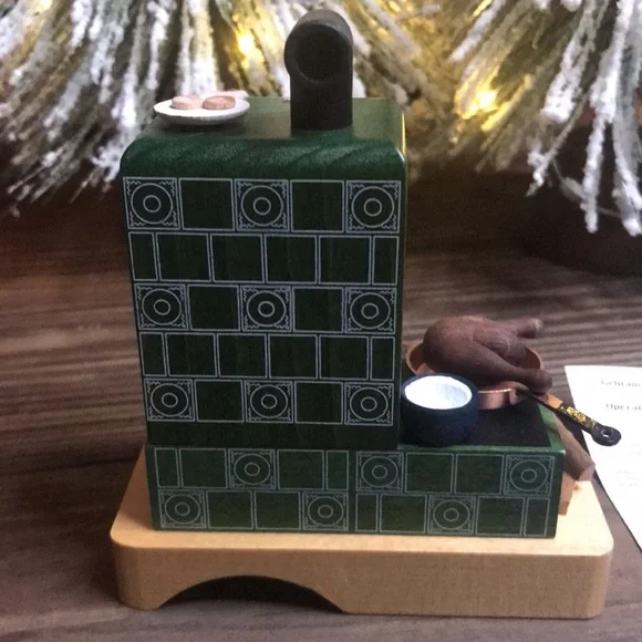 Williams Sonoma Richard Glaesser Smoke Stove with Santa Claus Incense Burner - Picture 9 of 17